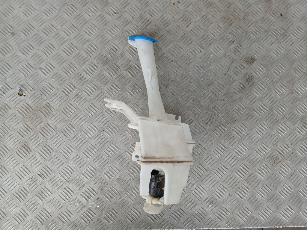 HYUNDAI I20 II ZBIORNIK SPRYSKIWACZY 98610C8010 98610C8110 Product image