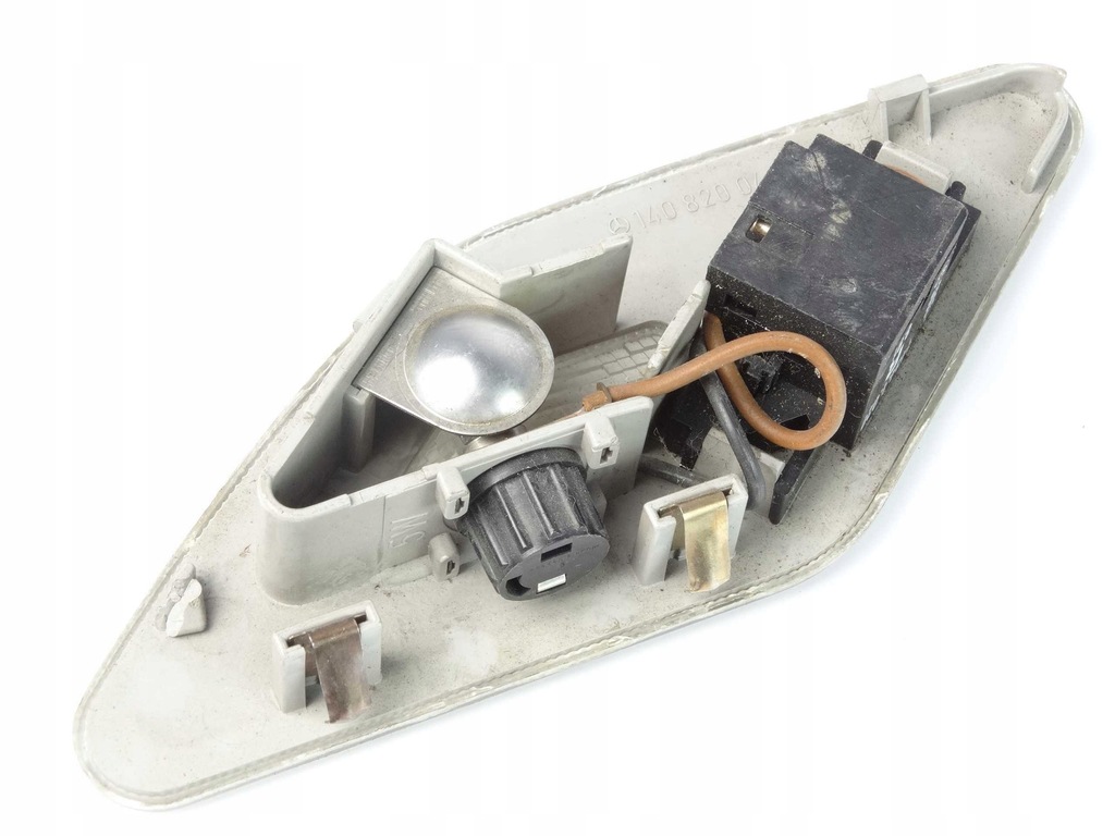 Mercedes Clasa S W140 FARO DREAPTA SPATE A1408200401 Product image