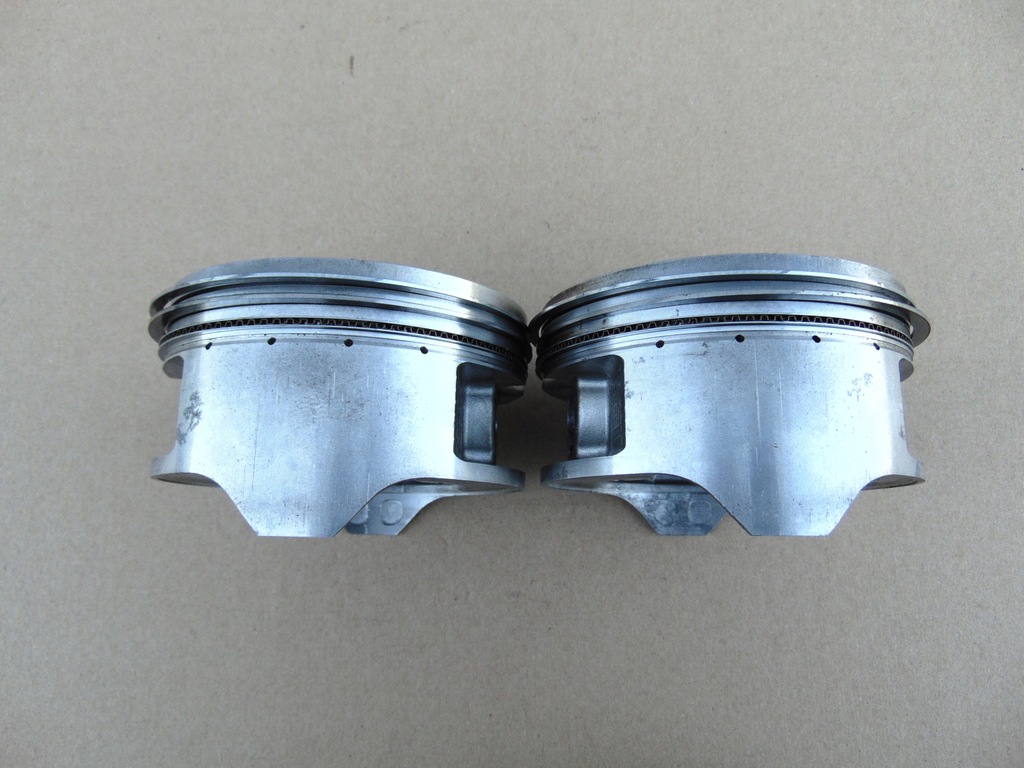 SUZUKI VZ 1600 MARAUDER PISTONI SINGLE Product image