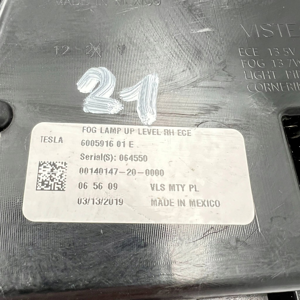 Tesla Model S cu halogen partea stângă 600591601E Product image