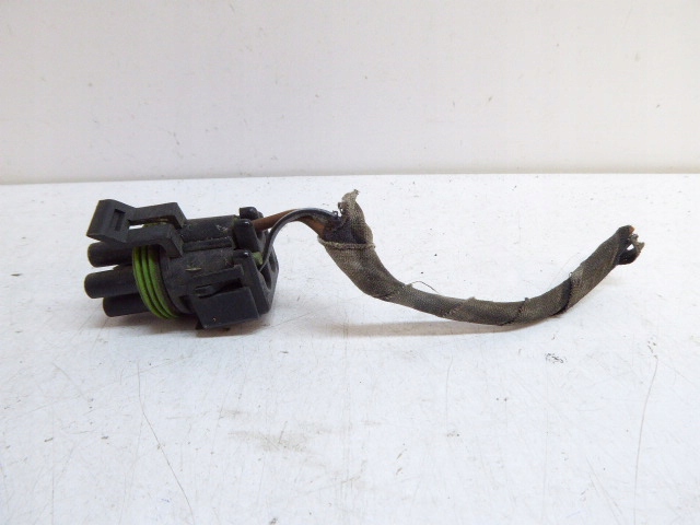 OMEGA B LIFT CUBE PLUG CONECTOR Product image