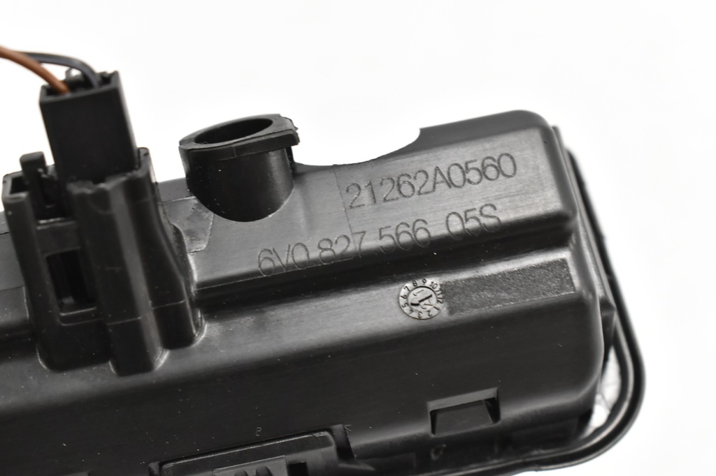 MÂNER HAYON MIKROSTYK ​​​​6V0827566 A3 8Y A5 F5 KAROQ SUPERB III Product image