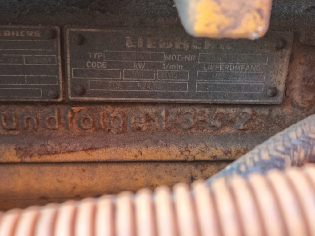 LIEBHERR 922 Litronic excavator pe roți pentru piese Product image