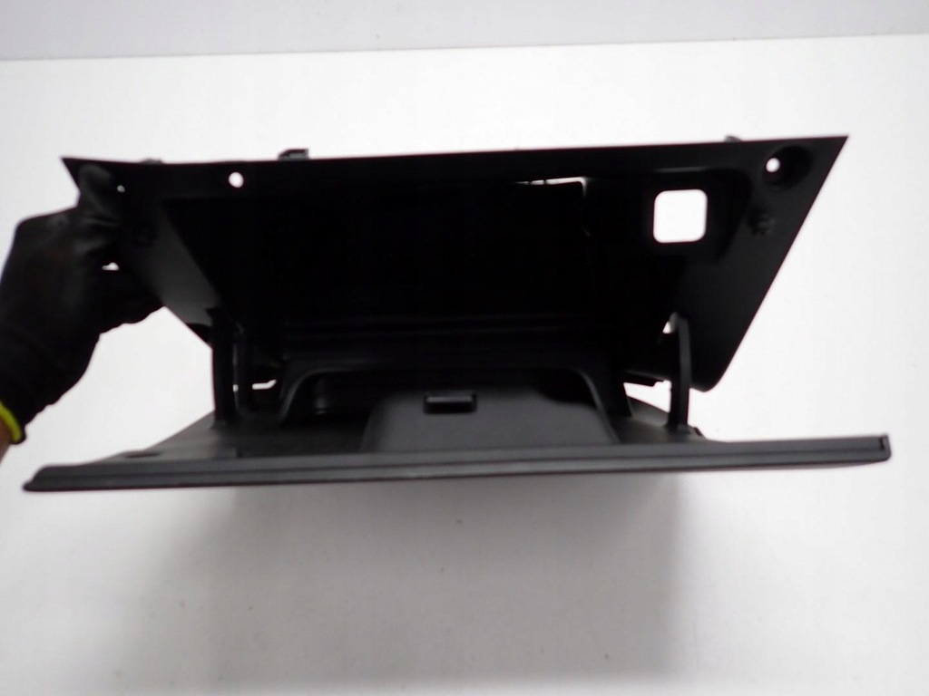RAFT DEPOZITARE PLACI CONSOLA EUROPA 39173001 CITROEN C3 III AIRCROSS 21R Product image