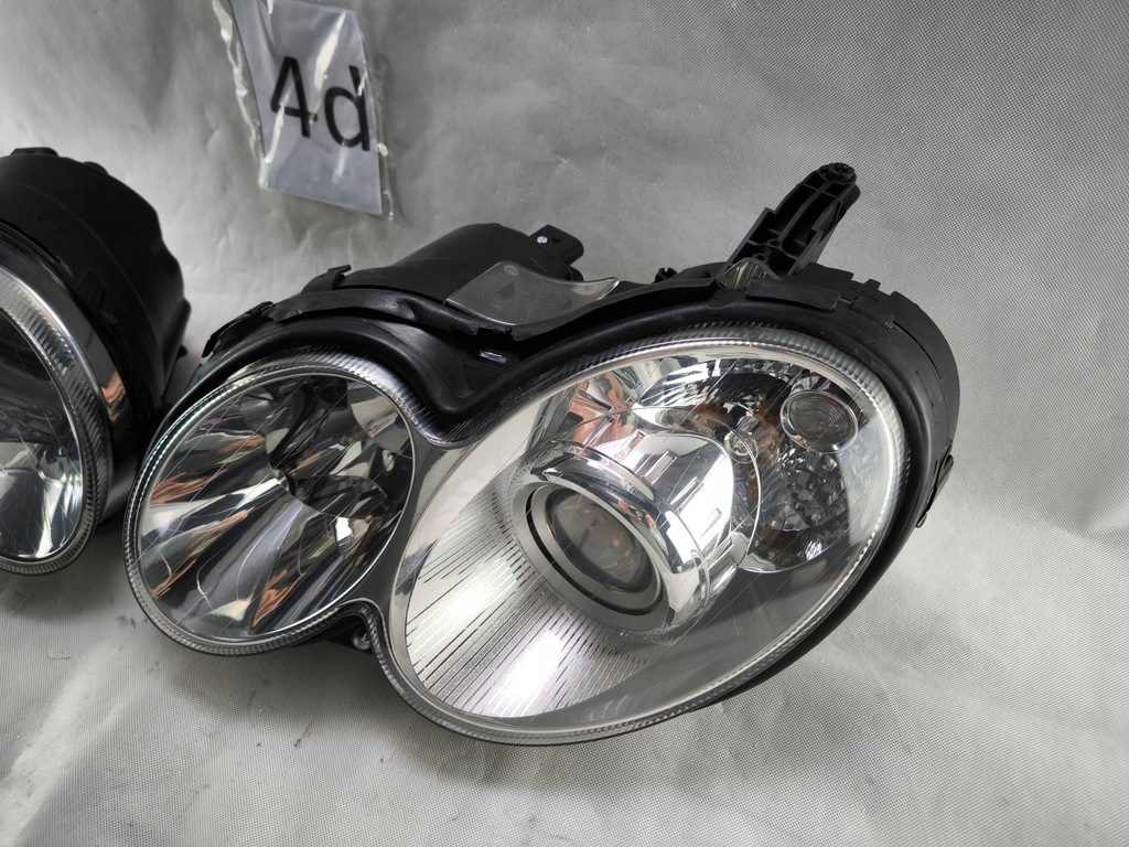MERCEDES CLK 209 LIFT W209 LAMPĂ DE FAR XENON ROTIRE LA STÂNGA DREAPTA Product image