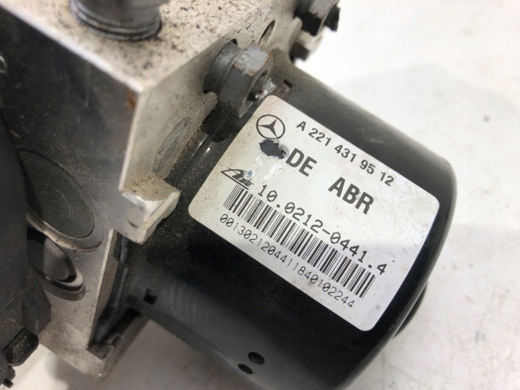 POMPA ABS MERCEDES-BENZ CLASA S W221 5.5B Product image