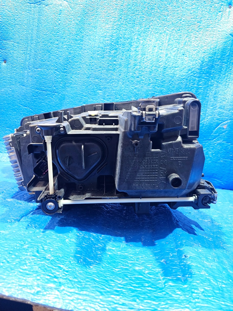 Drept din față Front Drepți Audi Q4 E-tron 89a941036m Product image