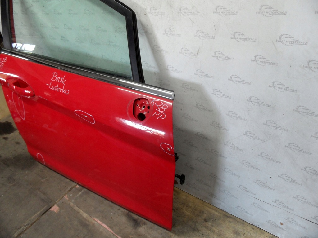 Ford Fiesta Mk7 VII 11R ușă în față Product image