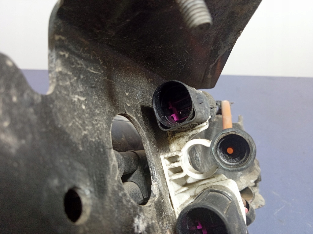 AUDI A6 C7 ALLROAD COMPRESOR SUSPENSIE COMPRESOR 4G0616005D Product image