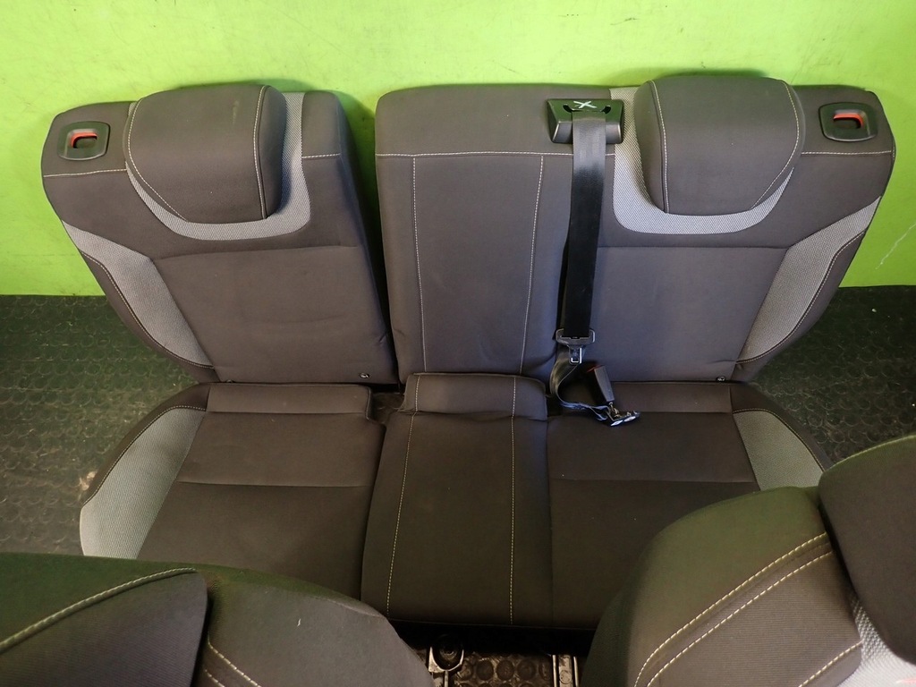Scaune, bancheta spate, interior FORD FOCUS MK3 LIFT Product image