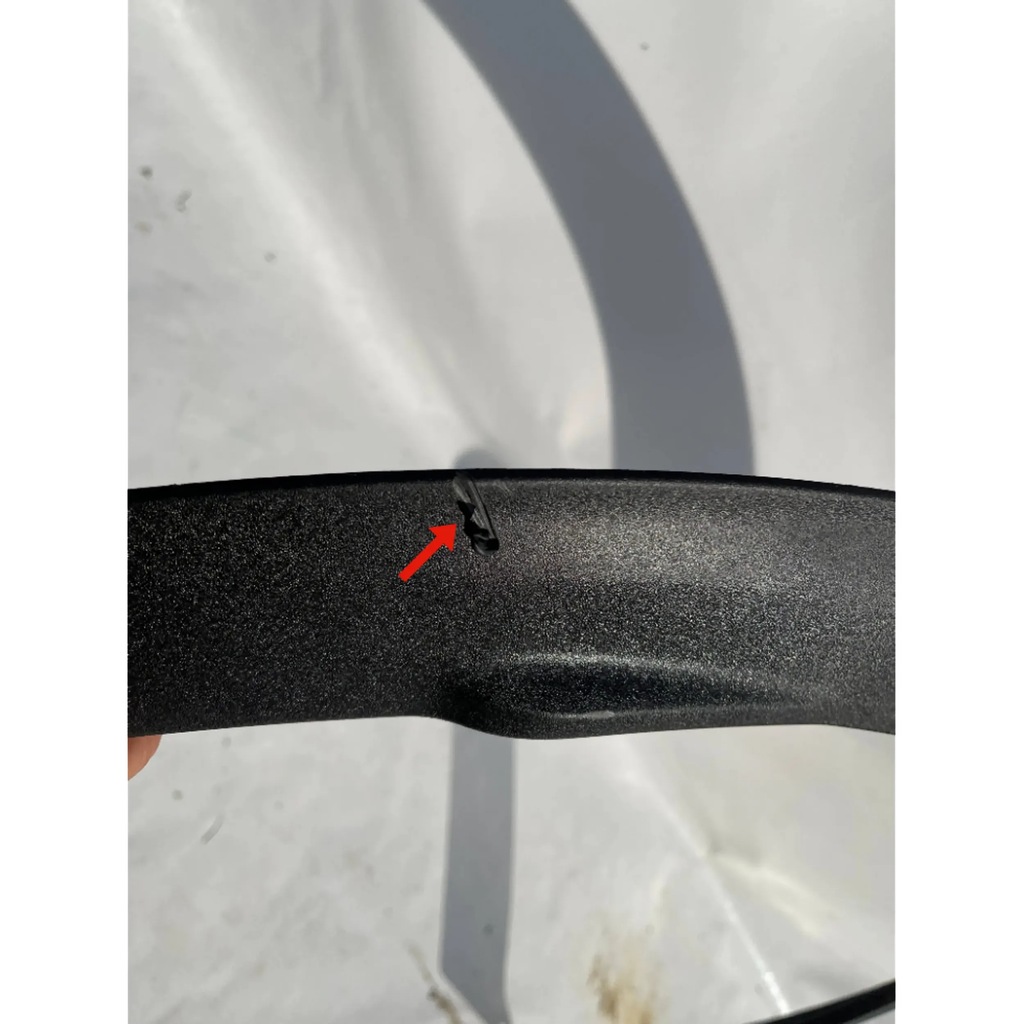LISTWA BŁOTNIKA PEUGEOT 3008 II 2016 PRAWA TYŁ TYLNA 9825289077 Product image