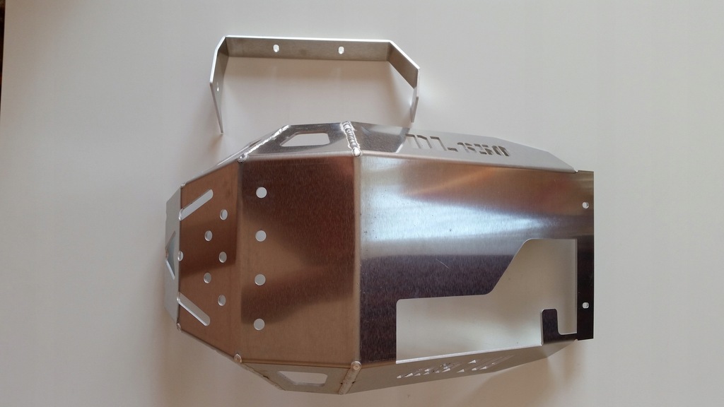 Capac motor Suzuki DL 650 V-Strom din aluminiu Product image