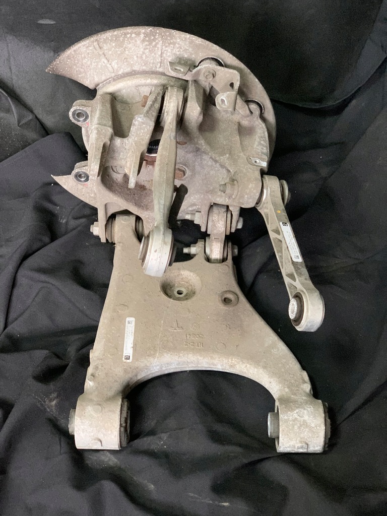Suspensie spate Tesla X RAVEN 2020 LH 1027411-00-D Product image