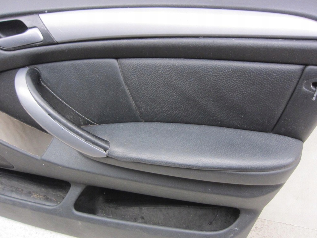BMW X5 E53 UŞĂ LATERALĂ FAŢĂ DREAPTA FAŢĂ DREAPTA PIELE NEGĂ Product image