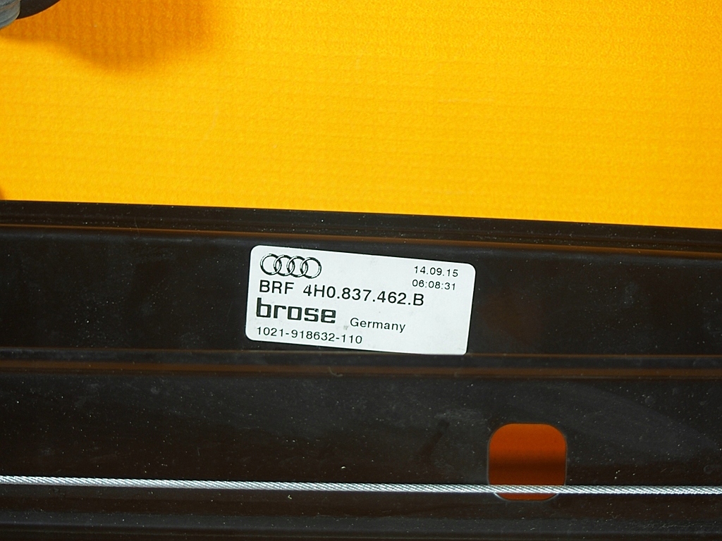 Audi A8 4H Geam Fata DREAPTA 4h0837462b Product image