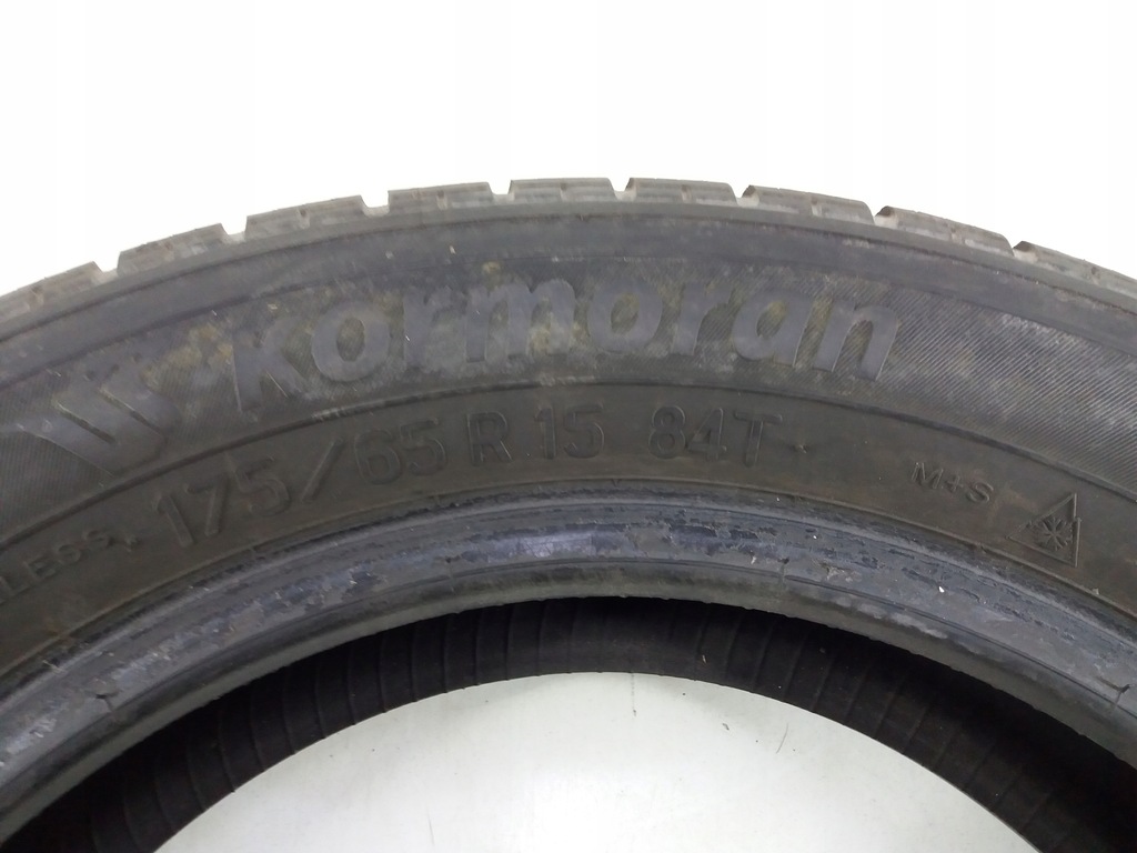 1x 175/65/15 175/65R15 Kormoran Snowpro B2 iarna Product image