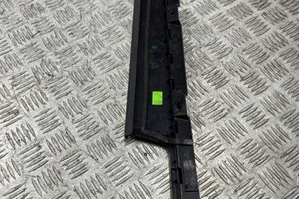 Lewy Front Door Stou Opel Astra K 39028474 1.4L Product image