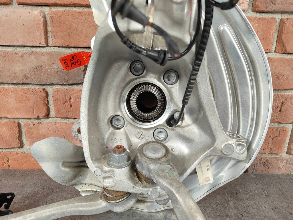 BMW G01 X3 G02 X4 Hub stânga Product image