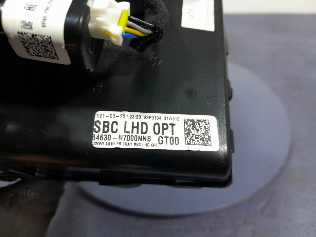 Compartiment de depozitare Hyundai Tucson IV al tunelului mijlociu 84630-N7000 Product image