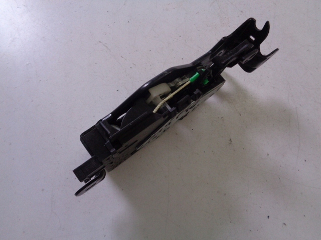 BLOCARE CAPOTA SPATE BMW SERIA 1 F40 1.5 DIESEL 2019- Product image