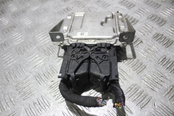 CALCULATOR MOTOR SKODA CITIGO 1.0 Product image
