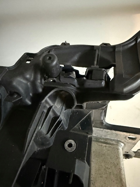 Audi A3 S3 8V Senzor de ascensor al centurii de armare de armare din față Product image