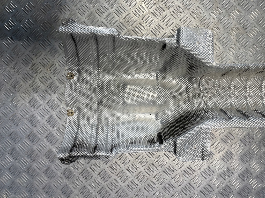 SCAT TERMICI BMW G20 COMPARTIMENT MOTOR 7428154 Product image
