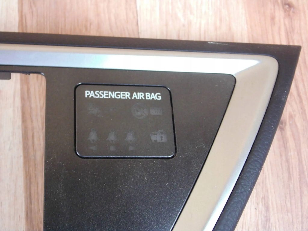 Toyota Auris II E180 capac panou carcasa radio 55405-02430 Product image