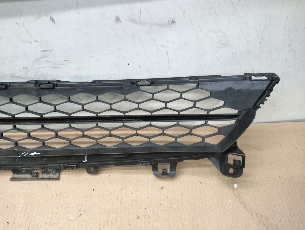 GRILĂ CENTRALĂ BARĂ FATA MAZDA 6 GH LIFT 2010-2012 Product image