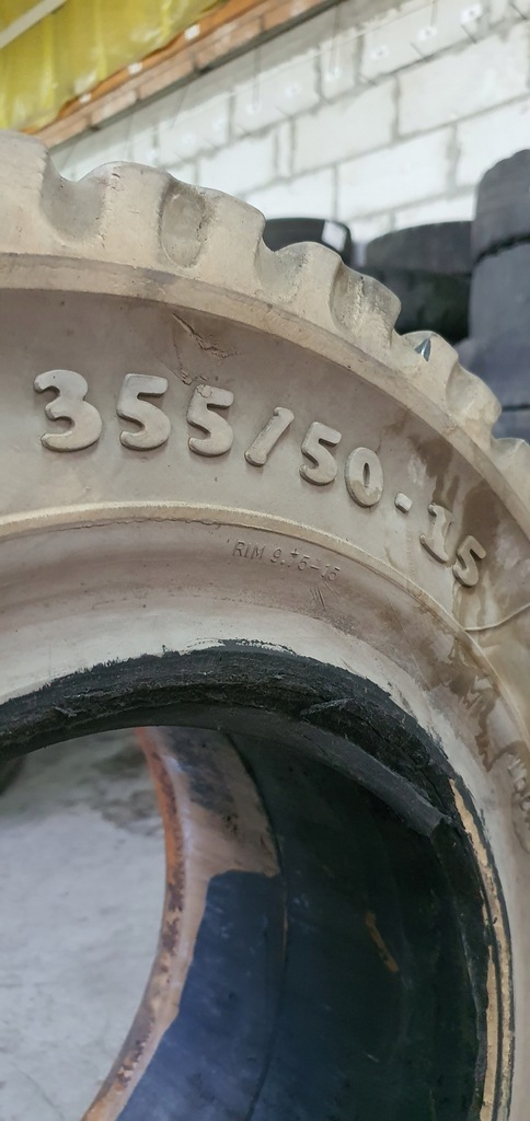 Anvelopă solidă 355/50-15 Trelleborg pentru căruciorul masiv Product image