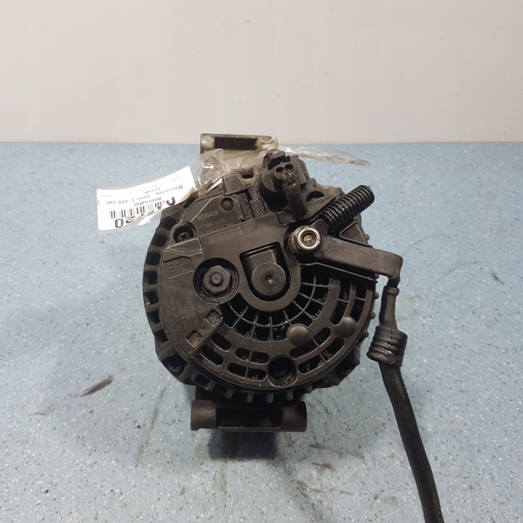 MERCEDES-BENZ W211 4.0 CDI ALTERNATOR 0124625017 Product image