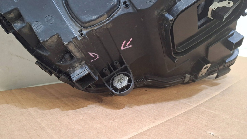 LAMPĂ FATA STÂNGA MERCEDES C-CLASS W205 A205 ILS A2059069301 Product image