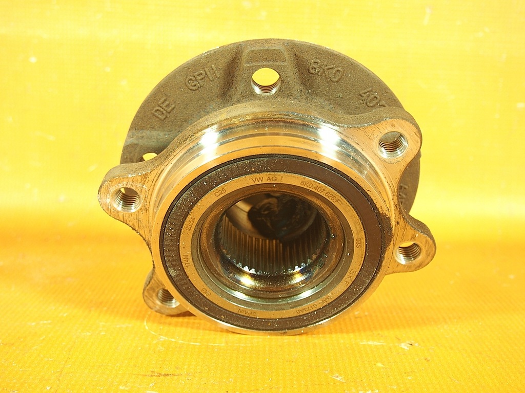 Audi A8 4H LIFT 50KM Butuc rulment roata 8k0407613b / 8k0407625f Product image