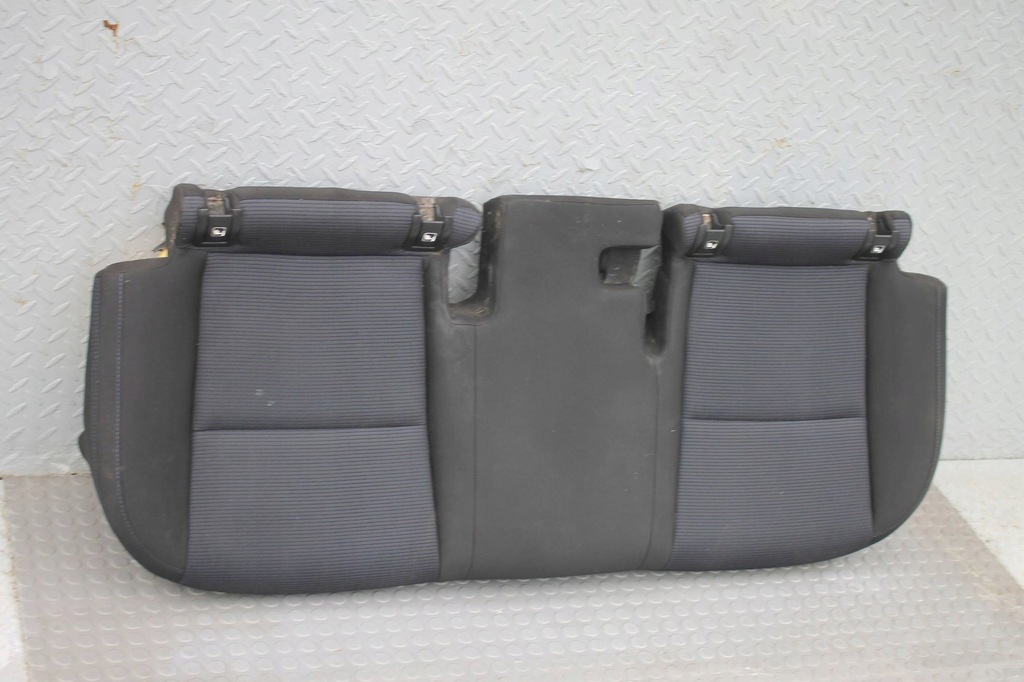 Canapea din spate Hyundai Tucson II III 15-20 Scaunul din spate Product image