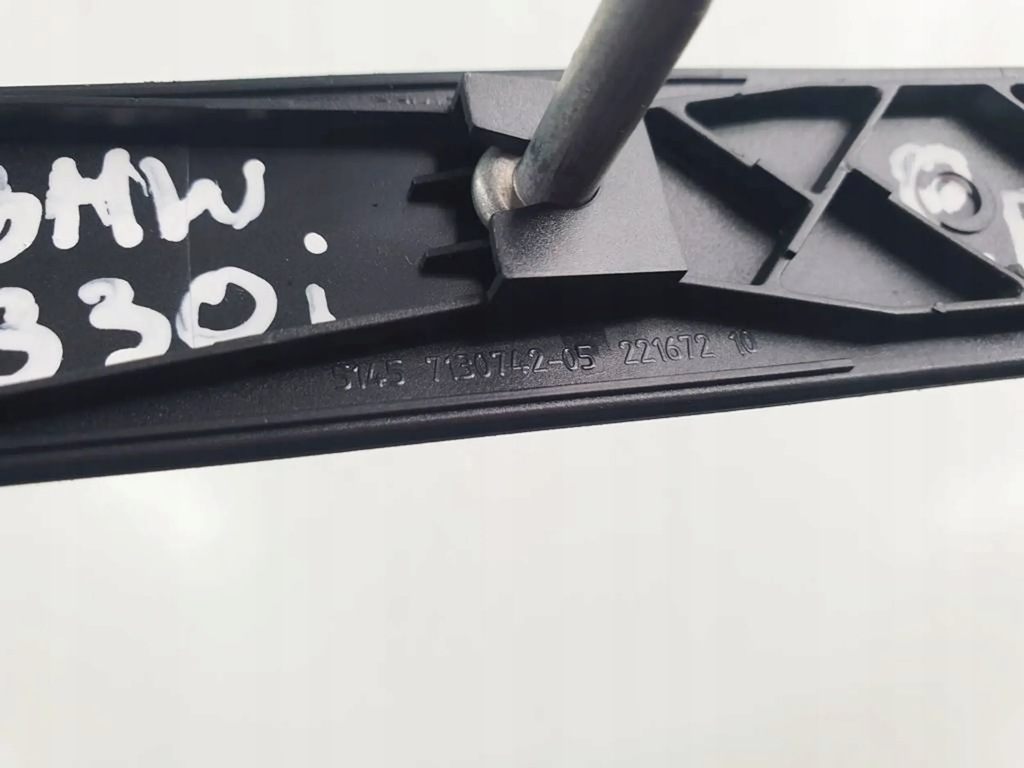 BMW 3 E93 Cabrio 2009, banda decor, cadru placa consola Product image