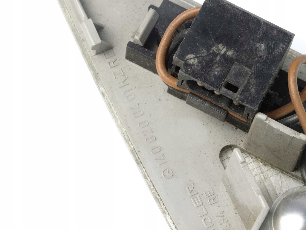 Mercedes Clasa S W140 FARO DREAPTA SPATE A1408200401 Product image