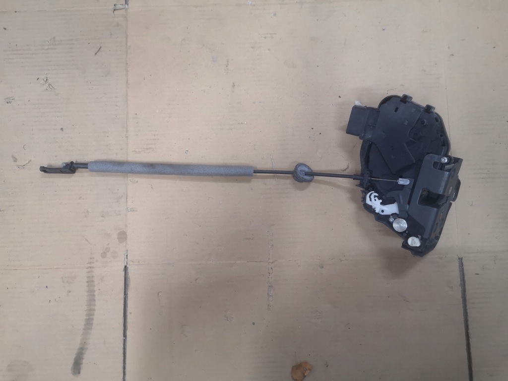 BLOCARE USI SPATE STANGA VOLVO XC60 30799326 Product image
