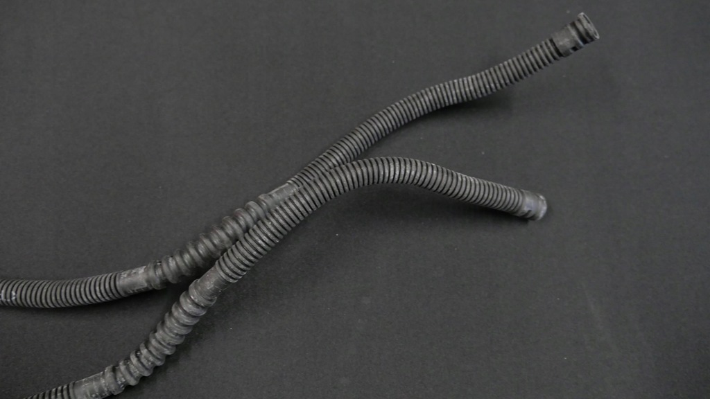 BMW F33 F83 E93 FURTUN DE IEȘIRE APA ACOPĂ 7187745 Product image
