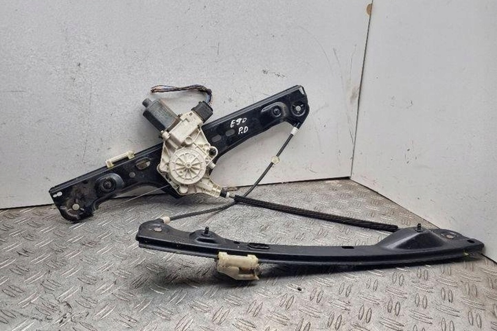 Ridicarea stângă a Winderului stâng BMW 3 Touring (E91) 6927028 2.0L Product image