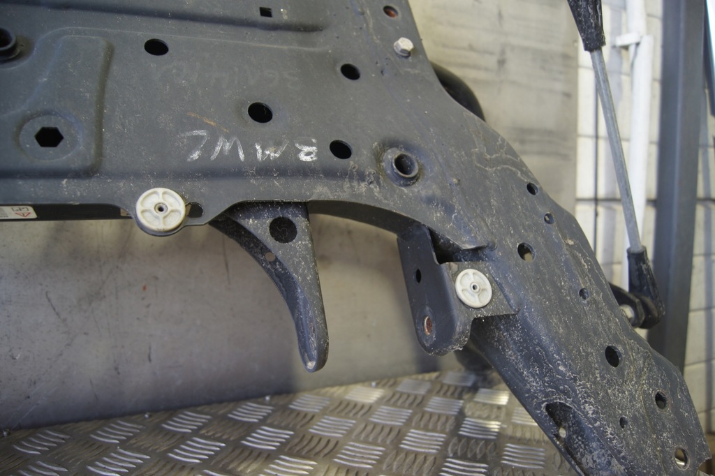 SANDIE BMW F46 F48 F40 FATA 6872729 Product image