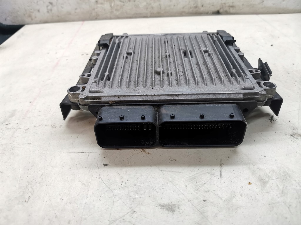 COMPUTER CONTROLLER MOTOR MERCEDES W211 3.0 CDI A6421509077 0281014327 Product image