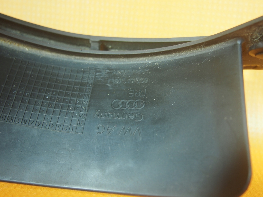 Audi A3 8V Capac Arc SPATE STÂNGA 5q0511539a Product image