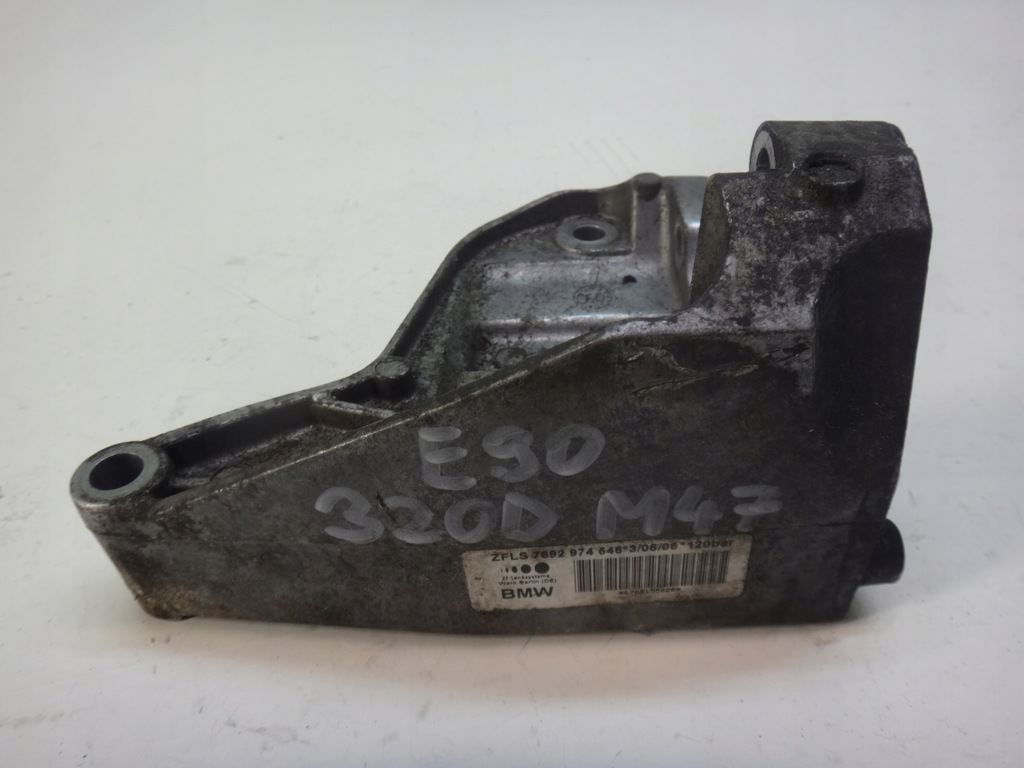 SUPORT LABE PENTRU POMPĂ BMW E90 E91 E92 E93 E87 M47 M57 Product image