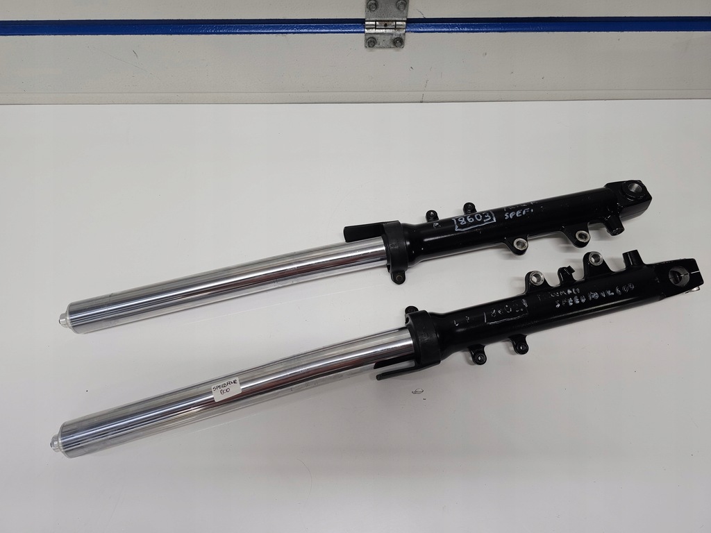 Triumph Speed ​​​​Four 600 are suspensie laggy Product image