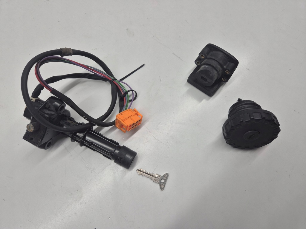 BMW K 1200 LT (99-03) BLOCAREA CONTACT BUCĂ BLOCARE CHEIE Product image