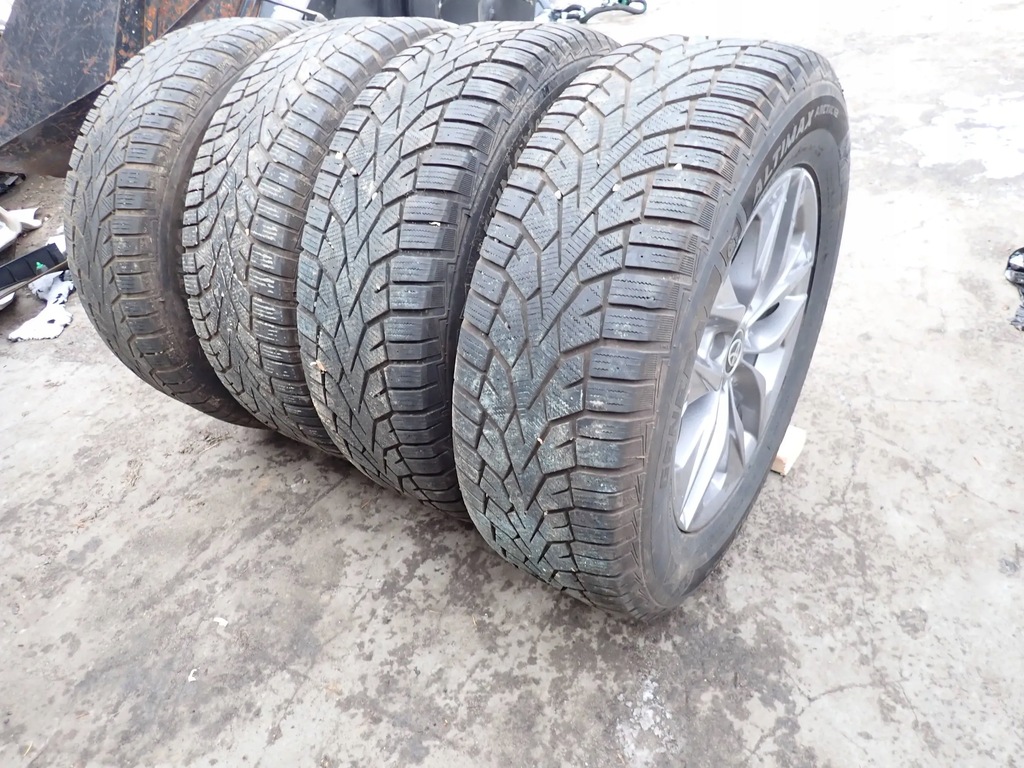 Jante aliaj 17 cu cauciucuri 235/65 R17 108T M+S Toyota Sienna 2021 Product image
