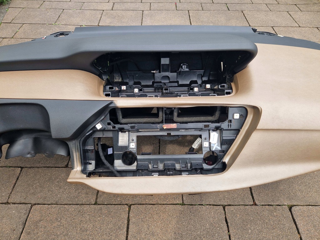 Citroen C4 Picasso II Consola de bord+2xpoduszka Original 2014 Product image