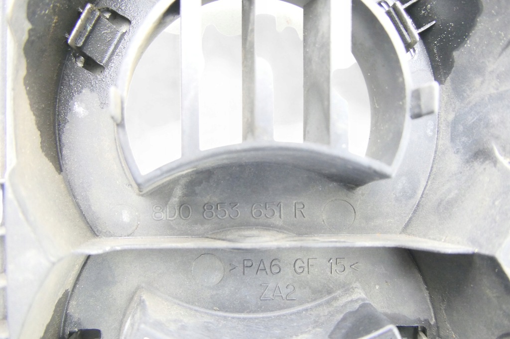 Grila radiator AUDI A4 B5 8D0853651R Product image