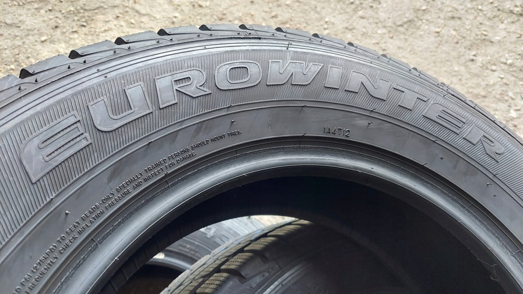 Anvelope de iarnă 215/70r16C 108/106T Falken Eurowinter HS437 VAN Product image