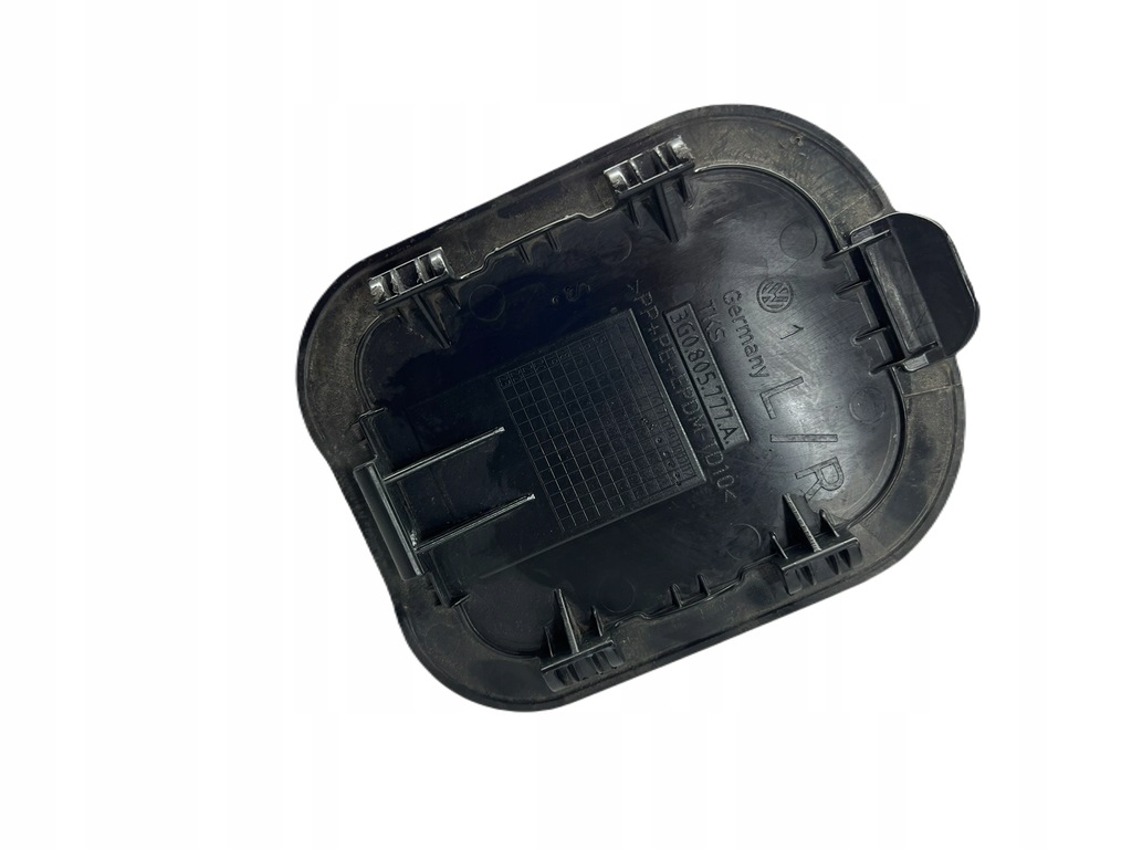 Capacul final din arcul din stânga din dreapta este acoperit de VW Passat B8 2014-2023 3G0577A Product image